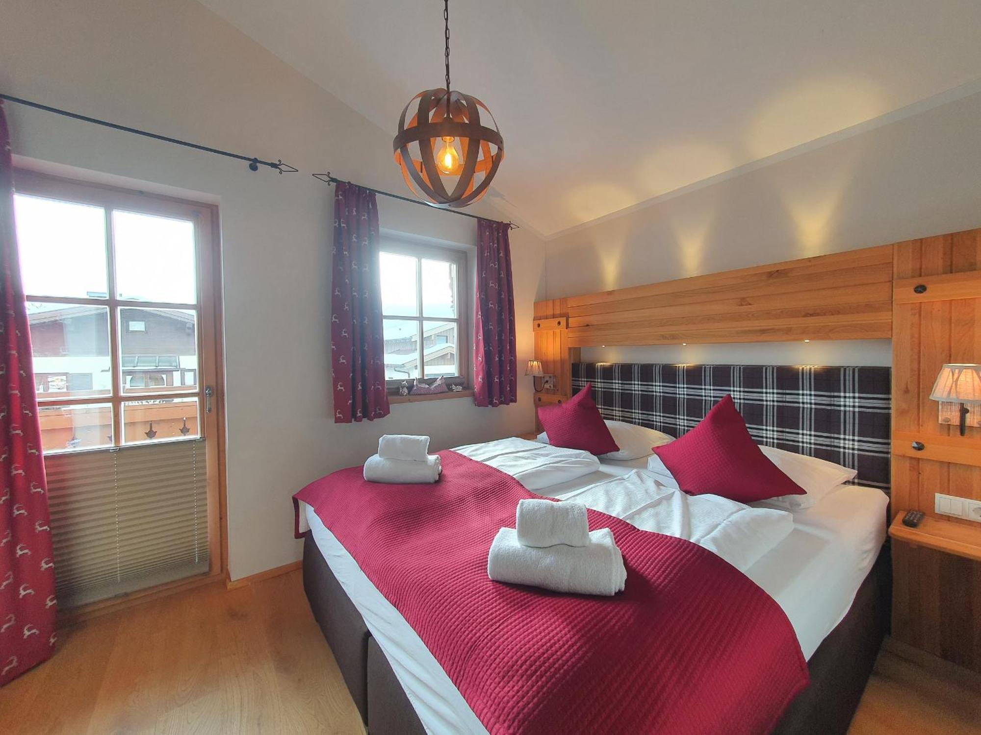 Alpen Chalets Zell Am See Нидернзил Екстериор снимка